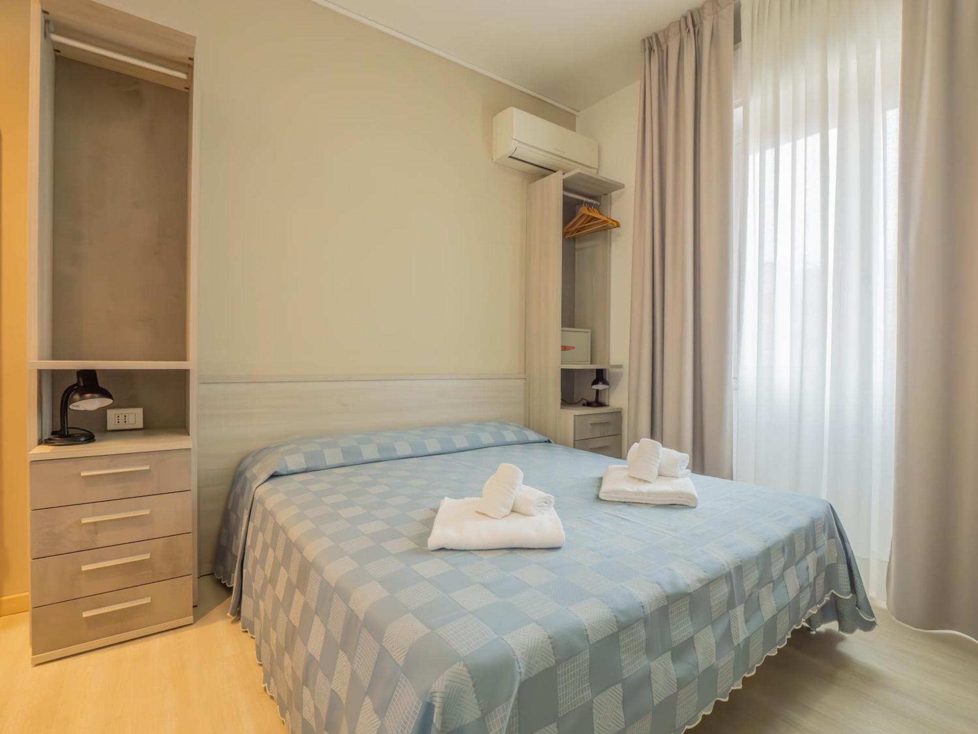 Hotel La Bussola Finale Ligure Exteriör bild