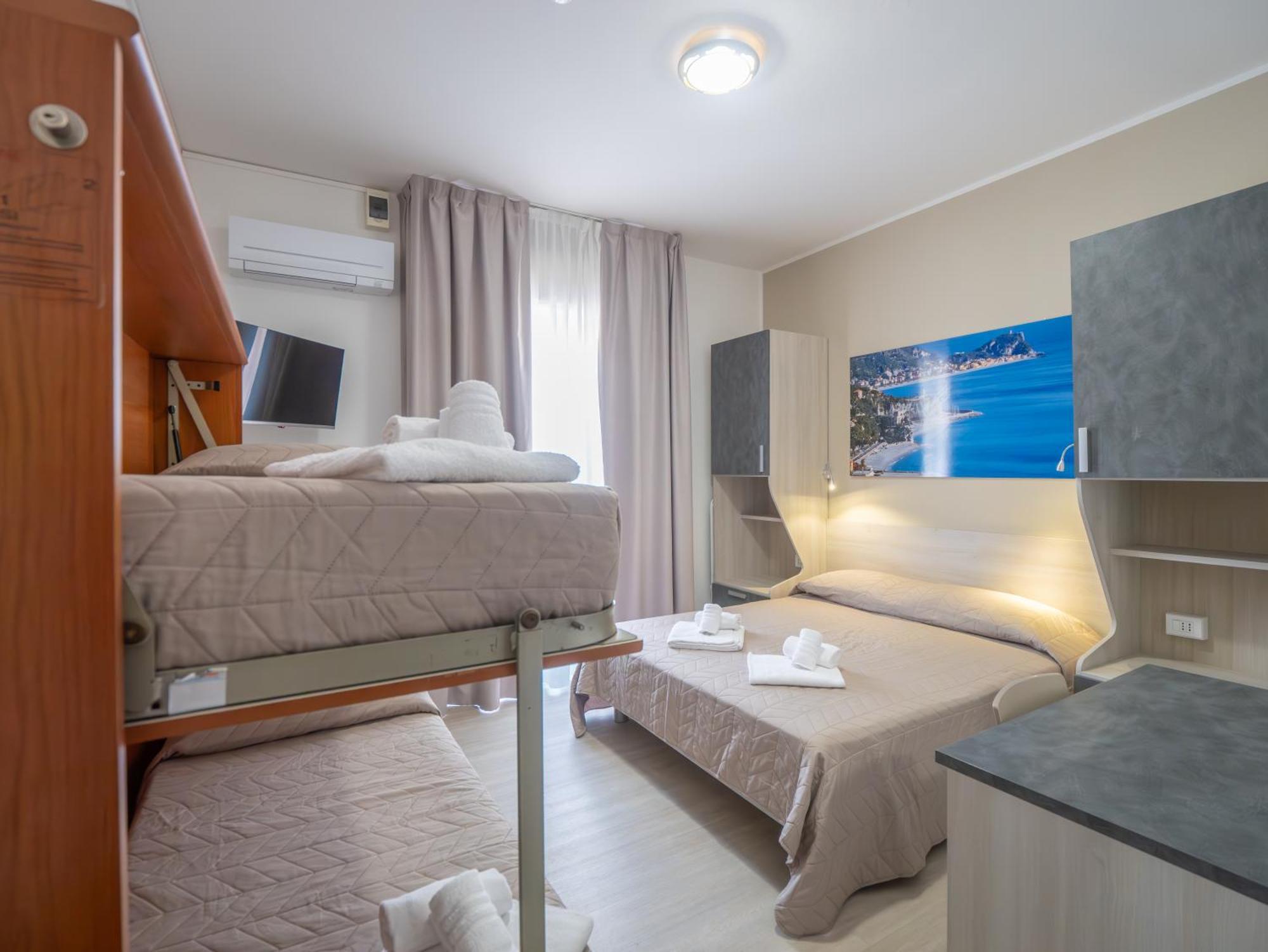 Hotel La Bussola Finale Ligure Exteriör bild